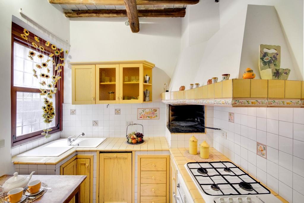 Stunning Pantheon Apartment ローマ 部屋 写真